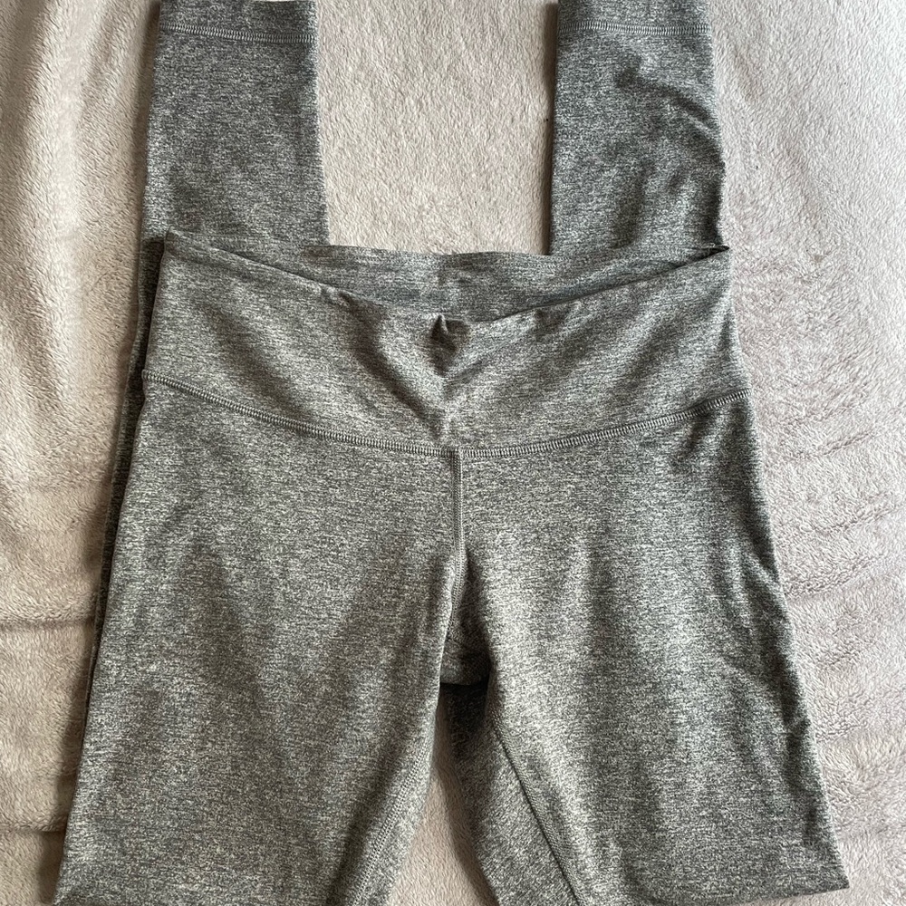 Heather grey lululemon leggings